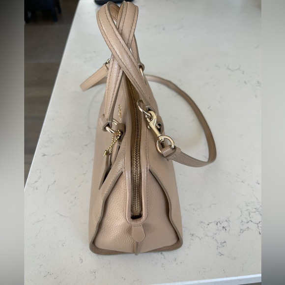 Purse - Picture 2 of 3